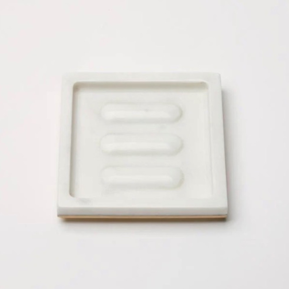 Sferra Pietra Marble Soap Dish In White Gold